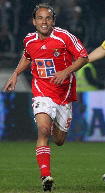 Benfica-06-07-adidas-home-red-white-red.JPG