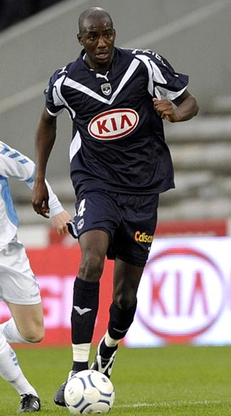 Bordeaux-07-08-PUMA-home-navy-navy-navy.JPG