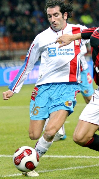 Catania-06-07-LEGEA-uniform-white-light blue-white.JPG
