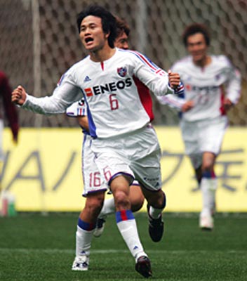 FC TOKYO-05-06-adidas-white-white-white.JPG