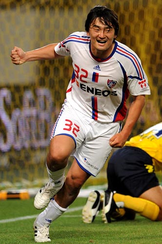 FC TOKYO-09-10-adidas-white-white-white.JPG